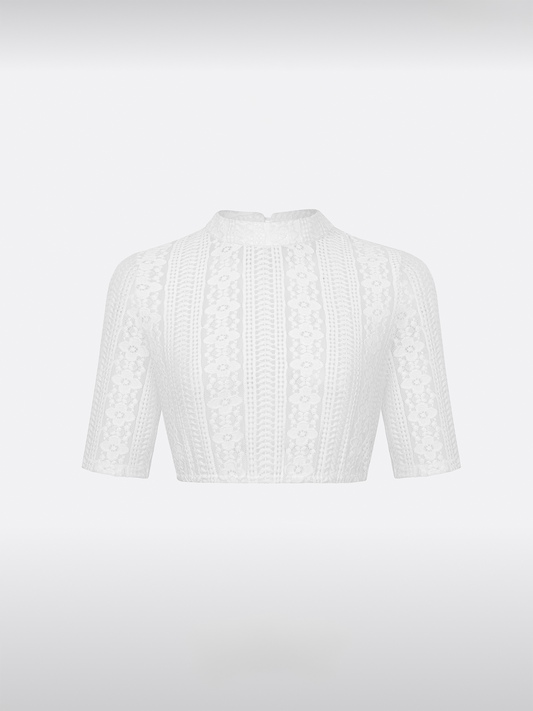 Dirndlbluse Andora in weiß – halbarm mit hochgeschlossen
